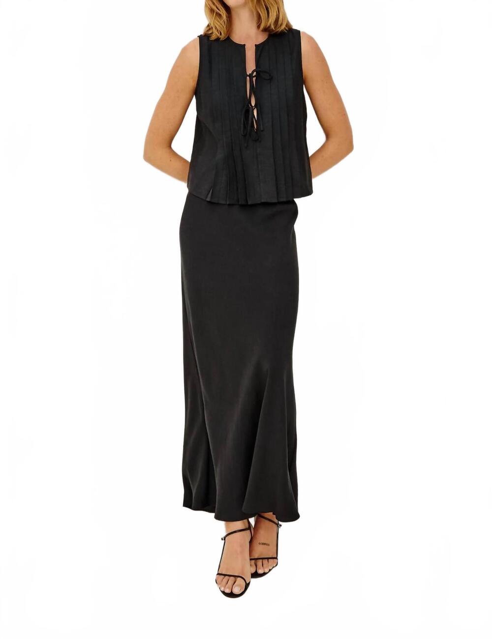 NEW RAILS aja sleeveless top in black linen